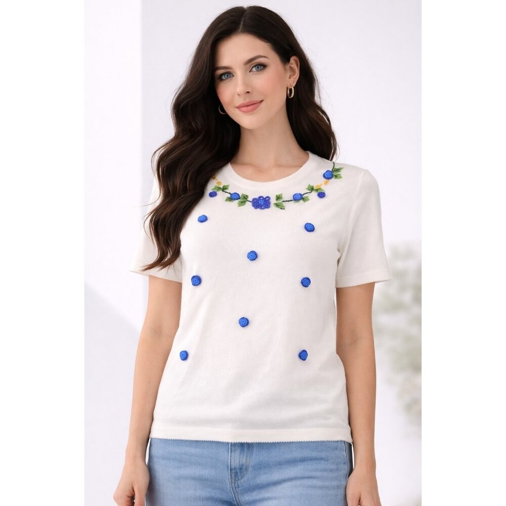 Vintage White Embroidered Floral Sweater Knit Top Blue Roses S NOS New w/Tags